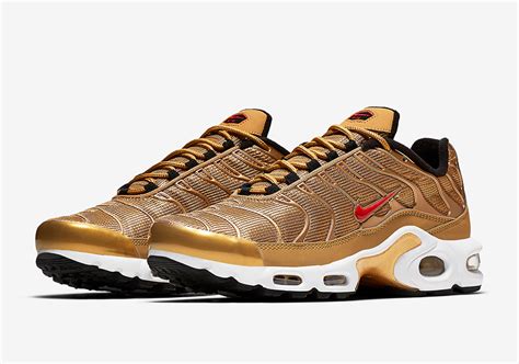 Nike Air Max Plus 'Metallic Gold' Release Date. Nike SNKRS